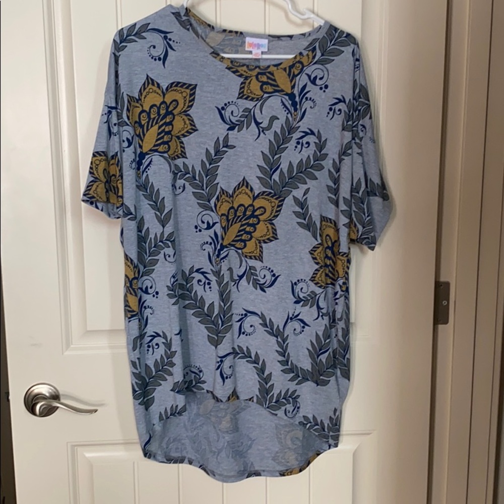 LuLaRoe top